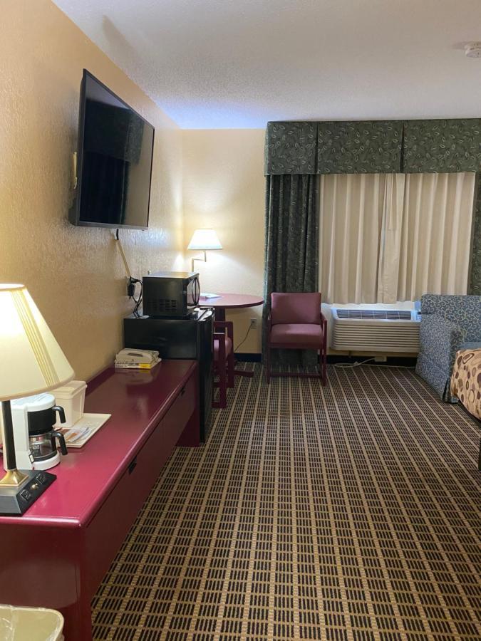 America'S Stay Inn Stewartville Ngoại thất bức ảnh